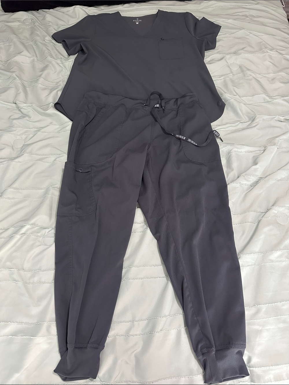 Med Couture Women's Charcoal Gray Jogger Set